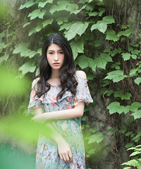 �����ĵ�����ײ�ϻ����ഺ�� ��Ƭ���������Ҫ���ഺд��~~