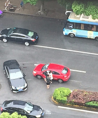 �������¥��ײ���ˣ��Ե�һ�� �ô�һ����...