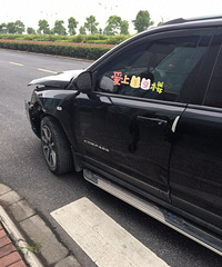 �����ˣ�JEEPһ��˦β �������������������� ǽҲ����