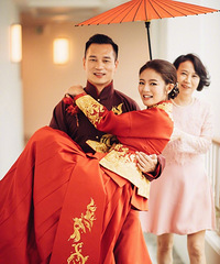 �����������Ļ���ֱ�������˰���4��ʳ����Ӻ���������