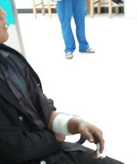 ��ù���޳�ʱͻȻ��̥ �������ֱ۱�ը����...