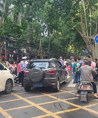 �߿����տ�����һ˽�ҳ������� �����ȷ���������ˣ�