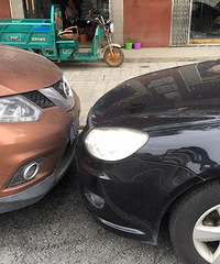 ŭ����·���߹�����λ�ɵ�ҡ�˽�����С�  ͣ��֮��ǰ��л�