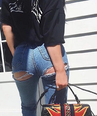 ���ѷ���һ���ƶ��� ���ֱ�����Զ��󿪰� ��Ҵ���