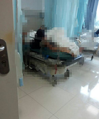 �ң���ƿ��׷βΥͣ�Ļ��� С�ﱻײ�õ��ز���...