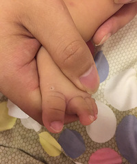 ��������һ�ſŰ׵Ĵ���Ƥ �Ǹ�Ⱦ�����ˣ�