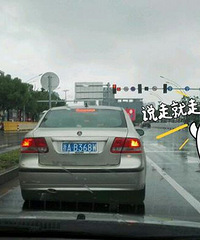 ��������˵�Ѿ�ͣ���� ���챻������������