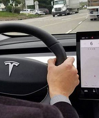 ��˹���¿�Model3��Ƭ�������Ǳ��̺ͳ���ڶ�û���ˣ�