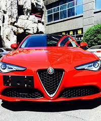 ����������ŷ �ᳵ��һ��Ͱ���̥��װ�ˣ�