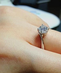 Dɫ������vvs2,û��ӫ�⣬�и�ex��60�֣���GIA֤��