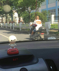 ���˽�ͷ���ֳ��� ¶��װ�������