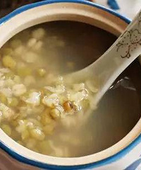 "绿豆汤4种喝法伤身!这样喝才能祛湿消暑。另附多种“绿豆汤”菜"