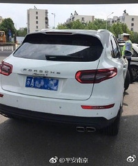 ��Ҫģ�º��� Ҳ����������־��