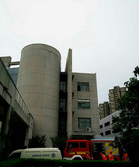 ��ô�ˣ�������Ҫ��¥