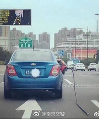 ѩ�����γ����ż���ǹ һ·�� ���ѣ��������Ӿ���ô��