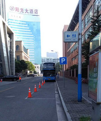 ������ĳ�Ƶ�����ռ��13������ͣ��λ ��ţ�ƣ�