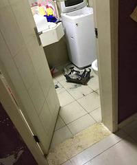 ����������һ������ǰŮ�ѵ�����Ԣ��̿��ɱ