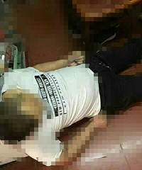 ���磡����һ���ſ������� ��ȴ���� ��Զ��������