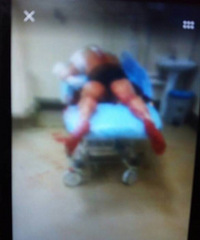 ����ͻ����ĳ������������������ ͻȻ���һȺ���˴�...