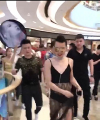 �������С�����������Ŷ���ڼ��ˣ��ֳ�Ť�Ŀ�����ˣ�ͼ��