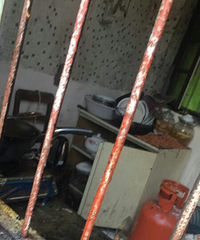 ���£�����ú����ը Ů�ӱ�ը��ֻʣ����...