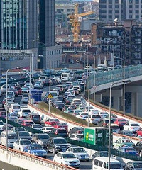 �����Ϻ�ÿ���� ¥��ֻ��ƴ���� ���Ѽ����ˣ�һ�������������