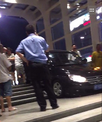 ���Σ�����һ���ڲ���Ѱ��· ������¥����