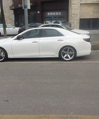 求教:用什么清洗汽车玻璃?