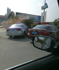 �����������¹��е�� ��λ����⳵���̻�����