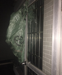 ������ĳС��ס�����¸��������� ��Ȼ�����ù���ֽ����������