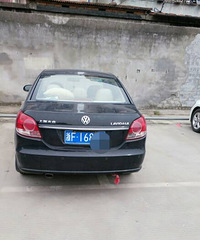 ���аԵ����������ǿ��������ϵ��ߣ���