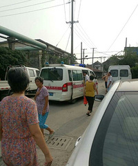 �ң�������һСŮ����ѹ�Զ�������������