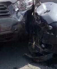 Ե���ţ�������ײһ�����գ��٣�һ����