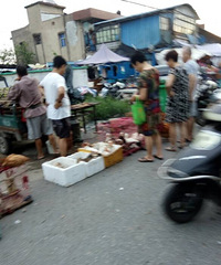 �Ͻ�̯�������  ���غ�����һ����ɢ��