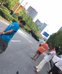 ���ĳ��ף��׿���˹ֱ���Ľų�����