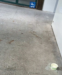 ��ѧУι����һ�����˹� ���ȴ������������