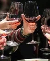 95���������ﳵ��3��Ů������������38�����Ҫ�Ϸ�ͥ