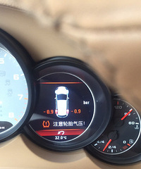 关于车子胎压报警的问题,有高手在吗?