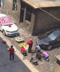 ���ѷ��顢���Ӿ��Ҽ����п�̨�ڼ�����β�ڻ� �����˶���ǹ��