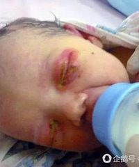 3�´�Ӥ���ڼ��вҽУ���ĸ���Ŷ��룬��ǰһĻ��������