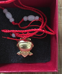 ��ĳ�̵�齱����һ�Ƚ� ����õ�һ���ٻƽ�~