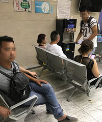 ����Ժ������������װ�ư͸�����Ǯ���Ѿ����˸���ʮ��