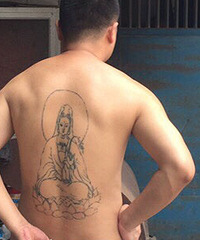 ��λ����е��ͣ����ں������˸�...������