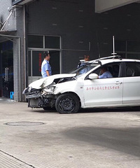 ���˿�Ŀ���������һĻ�����Գ�һͷײǽ�� ��ͷ��̥ȫ���ˣ�