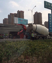 ������·��������ײ����ͷ���ر��Σ�