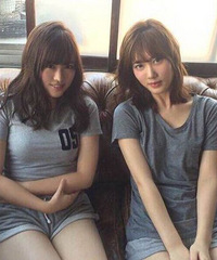 ��˵�������ϲ����ߵ�С��㣬Ů�����ϲ���ұߣ���ϲ���ıߣ�