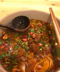 我吃过的各种面:还是最爱茄汁肥牛面