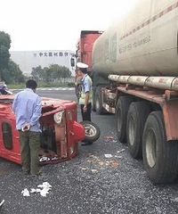 ������ɽһ�綯���֡����ơ���޳� ˤ�������˲����·��