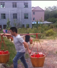 ���Ǯ28W8��һ���̧�ؼҵ�