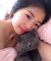 好无聊 不喜欢出门 和豆豆睡觉